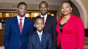 قصة الطفل "أعجوبة الشطرنج" الذي حصل على حق اللجوء في أمريكا