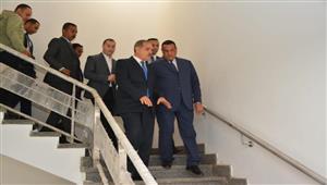 رعاية متكاملة لأهالي الدلتا.. وزير التنمية المحلية ومحافظ كفر الشيخ يتفقدان مركز الأورام
