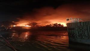 نار مشتعلة 3 ساعات.. انتداب المعمل الجنائي لفحص موقع حريق مستودع أنابيب العبور