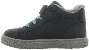 أسعار "أحذية برقبة" للأطفال.. تبدأ من 195 جنيها