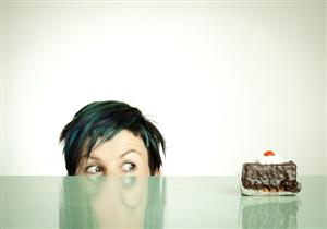 ماذا يحدث لمريض السكري إذا أكل حلويات؟