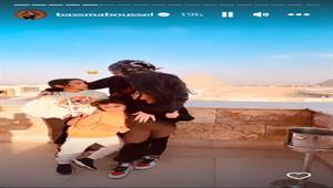 بالصور| لعب وغناء.. أولاد تامر حسني يزورون الأهرامات مع والدتهم بسمة بوسيل