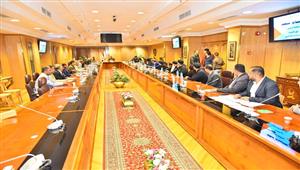 محافظ أسيوط يترأس اجتماع اللجنة الفنية لتوفيق أوضاع المنشآت الكنسية 