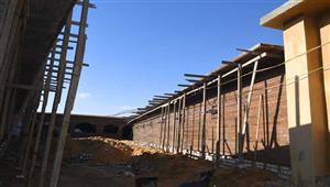 محافظ الفيوم يوجه بإيقاف أعمال بناء إحدى المنشآت السياحية لمخالفة شروط الترخيص