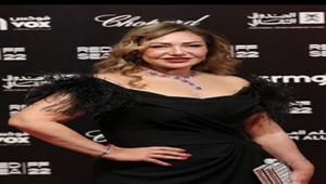 ليلى علوي: "الجيل الحالي يمل من كثرة الاتصال به لكن إحنا كأمهات بنخاف عليهم"