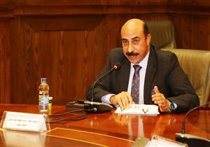  بالصور- محافظ أسوان يفتتح معرض السلع الغذائية بالمحمودية