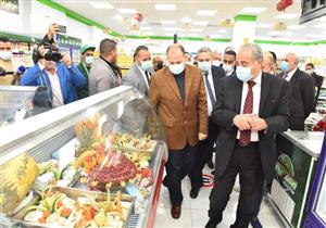 صور.. وزير التموين ومحافظ أسيوط يتفقدان الاستعداد لشهر رمضان