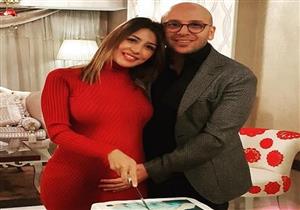 جنات توجه رسالة رومانسية لزوجها في عيد ميلاده