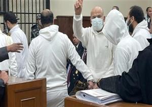  علاء حسانين لقاضي "الآثار الكبرى": "أنا المقصود وحسن راتب.. الباقي مظلومين"