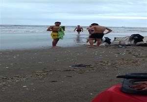 إنقاذ شباب من الغرق بشاطئ بورسعيد