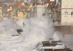 حالة تأهب قصوى في الفلبين بسبب العاصفة "نورو" وتحذيرات من تحولها لإعصار