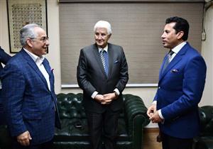  وزير الرياضة يجتمع مع رئيس اللجنة البارالمبية