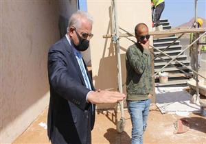 إنشاء قرية للتراث البدوي وعيادة بيطرية بمضمار الهجن والفروسية بشرم الشيخ - صور