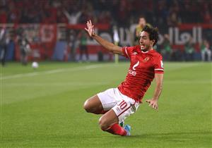 "بالأحضان والورد".. أول فيديو من حفل زفاف محمد هاني لاعب النادي الأهلي (فيديو)