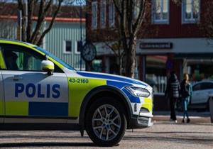 لصان يسرقان أجهزة كمبيوتر من مدرسة بالسويد في وضح النهار