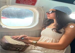 بالصور| ريهام أيمن وشريف رمزي مع طفليهما في "المالديف"