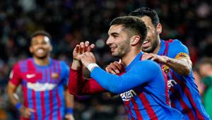 برشلونة يكتسح أوساسونا برباعية في الدوري الإسباني