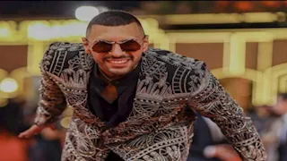 بدلة من الخمسينات.. حسن أبو الروس بإطلالة أنيقة في افتتاح مهرجان الجونة 