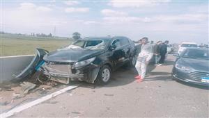 اصطدام سيارتين أسفل كوبري أكتوبر دون إصابات