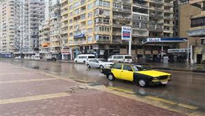 عطلت الدراسة والصيد.. أمطار "عوة" تضرب الإسكندرية| فيديو وصور