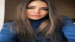 ريهام حجاج أنيقة وقمر داخل سيارتها.. 10 لقطات لنجوم الفن خلال 24 ساعة