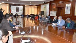 محافظ الأقصر لوفد البرلمان: مليون و55 ألف مواطن سجلوا في منظومة التأمين الصحي الشامل