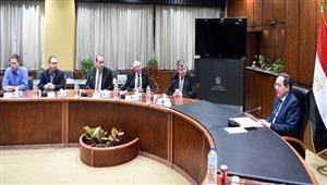 الملا يبحث مع أكبر شركة تعدين بجنوب أفريقيا رغبتها في الاستثمار بمصر