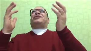 صلاح عبد الله يدعو لمصر قبل مباراة السنغال: يارب انصرنا (فيديو)