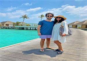 ريهام أيمن وشريف رمزي على شواطئ المالديف (صور)