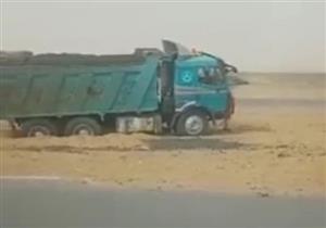 إصابة 6 أشخاص في تصادم 3 سيارات على طريق الجلالة