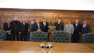 صور.. "تجارية الإسكندرية" تبحث الآثار الاقتصادية للحرب الروسية الأوكرانية