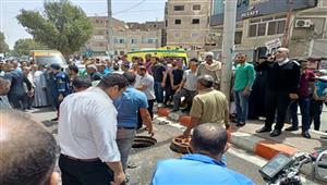 الصور الأولى لموقع سقوط عاملين داخل بيارة صرف صحي في قنا