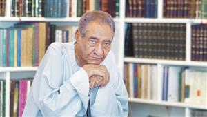 ذكرى ميلاد الأبنودي وانتصار مصر.. لماذا فضل شاعر العامية البقاء في لندن وقت الحرب؟