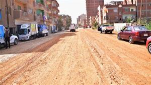 بالصور- محافظ الغربية يتفقد مشروعات الرصف بطنطا