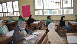 قبل اللجنة بساعتين..  تسريب امتحان الجبر لطلاب الشهادة الاعدادية بالجيزة 