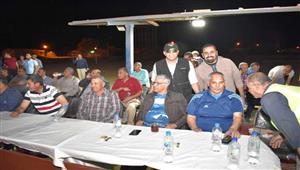 صور.. إفطار جماعي ودورات رمضانية في مناجم فوسفات الوادي الجديد