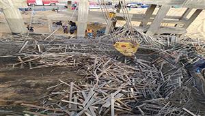 بالصور.. اللقطات الأولي من حادث انهيار قبة مسجد على عمال ببدر