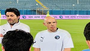 بيراميدز يعلن رحيل تاكيس جونياس