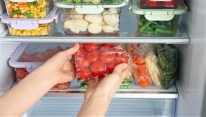 لا تحفظ هذه الأطعمة في الثلاجة.. منها الطماطم والخبز والبطيخ