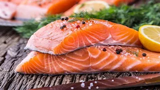  في رمضان.. تناول السلمون مرتين أسبوعيا يحافظ على قلبك