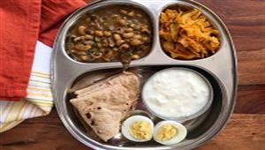 خبراء يحددون التوقيت الأمثل للسحور.. وإليك أهم وأسوأ الأطعمة على المائدة