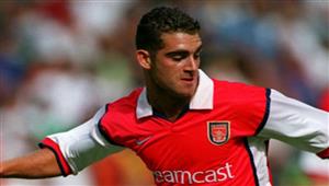 حوار.. لاعب آرسنال السابق لمصرواي: صلاح له حق الاختيار.. وضعه تغير مع كلوب.. ولماذا يرحل أرتيتا؟