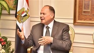 طرق الأبواب.. حملة لتطعيم المواطنين ضد فيروس كورونا في أسيوط 