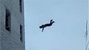 سقوط طفل من الطابق السابع بعقار في الإسكندرية 