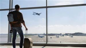 ​​احذر المصادرة.. ما المفروض أن تعرفه لو مسافر بأموال أو مشغولات ذهبية؟