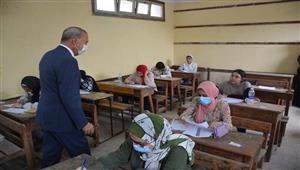 "الصحفي منشار للأخبار" .. سؤال في امتحان الشهادة الإعدادية بالقليوبية يثير الجدل 