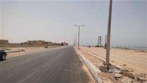 إزالة البوص وتركيب الإنترلوك.. 14 صورة لأعمال تطوير كورنيش الجبيل بطور سيناء