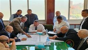 وزير قطاع الأعمال يتفقد مواقع تطوير مجمع حلوان للغزل والنسيج 