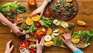 خبيرة تغذية تقدم تغييرات بسيطة لتسهيل الالتزام بالنظام الغذائي