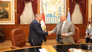 محافظة القاهرة توقع بروتوكول تعاون لإدارة وحدات مشروع الخيالة بالبساتين